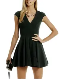 Cushnie Et Ochs Dress Sz 6 Black Fit And Flare Cap Sleeves VNeck Minimalist Chic