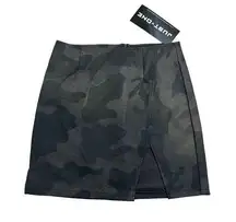 Just one  Womens Black Camo Faux Leather Skirt Sz M NEW