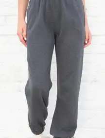 Brandy Melville dark gray Rosa sweatpants