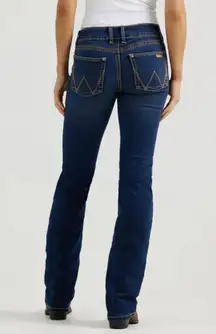 Wrangler Women’s Retro Mae Bootcut Jeans Mid-Rise Dark Wash Sz 1/2 x 34 NWT