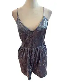 PacSun L.A. Hearts Women's Gray Velvet Romper Size M Casual
