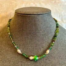 🍄 Handmade green mushroom seed bead choker necklace w/ pearls +aventurine 💚💛✨