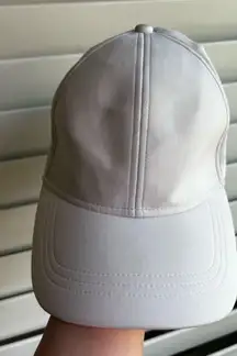 Lululemon  baseball hat in White One size