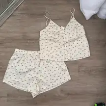 Abercrombie And Fitch Bow Cream Sleep Set