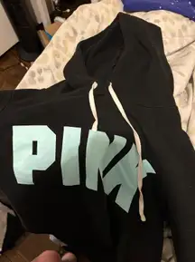 PINK - Victoria's Secret  Cropped Hoodie