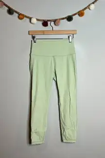 Lululemon light pastel green Wunder Under crops