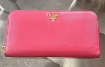 Zip-Around Wallet in Pink Leather, EXCELLENT!