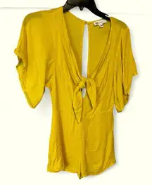 Louna boho chic crinkle shorts romper, flared sleeve, front tie, cutout size XS