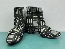 Bleecker & bond Lacey ankle booties plaid zip up size 6.5m