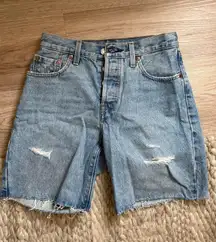 Levi’s Long Shorts 501