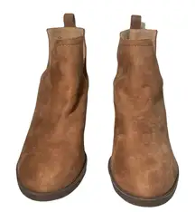 ZBY  women’s Brown Suede Ankle Boots W/side cutout size 5