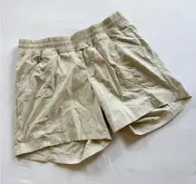The North Face Womens Shorts 6 Beige Outdoor Hiking Lightweight Casual