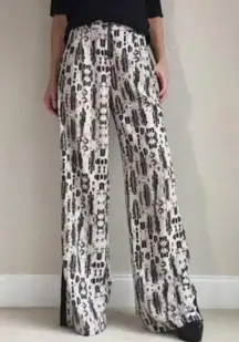 Rasha Black White Gray Leopard Tribal Wide Leg Pants M