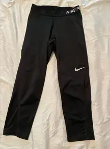 Nike pros black leggings