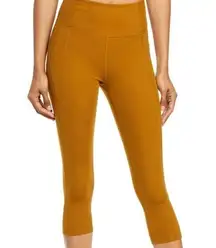 Girlfriend Collective Pocket Crop High Waisted Leggings in Saddle