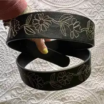 RELIC floral stitch embroidered black belt SIZE XL