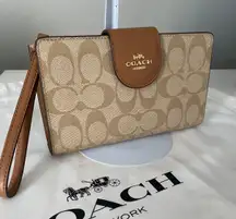 Coach Como Phone Case Wallet