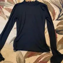 black turtleneck long sleeve small