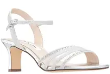 New Nina Nelena Textured Metallic Silver Low Heel Heels Sandals Size 6.5