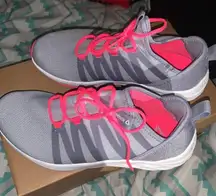 Reebok Astro ride future grey & pink