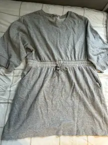 Sweatshirt Dress