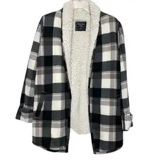 Abercrombie & Fitch Womens Sherpa Lined Plaid Jacket Size S Gray Coatigan Cozy