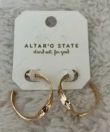 NEW Altar’d State Arula Gold Twist Hoop Earrings NWT