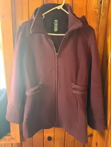 D.E.T.A.I.L.S. INT  Hooded Burgundy Colored Coat‎ size M