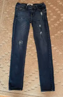 Distressed Skinny Jeans