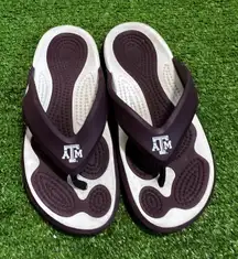 Texas A&M Flip Flood Womens SZ 6 Aggie CROCS Sandals TAMU SHOES‎ EUC