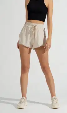 Women’s BuffBunny Lifesaver Shorts Cream Size M