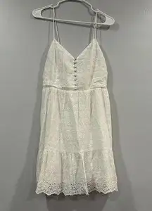 Alice + Olivia  Fae White Eyelet Dress 6 Store Model