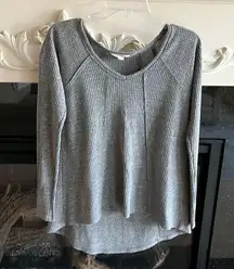 Waffle Top Gray Flowy Lightweight High Low Womens Small