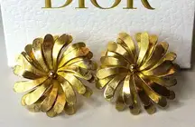 CHRISTIAN DIOR Gold Plated Radiant Gold Floral Clip On Earrings