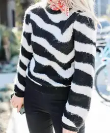 Who What Wear Mock Neck Animal Print Pullover Sweater Black & White Size S