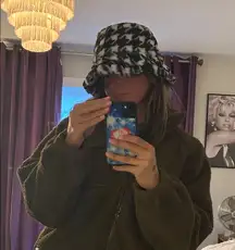 Cutest Fuzzy Black and White Houndstooth Pattern Bucket Hat