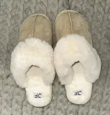 JustFab Slippers Fuzzy