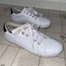 Blu D’or Memory Foam Slip On Leather Sneaker Women Size 6.5 Casual Coastal