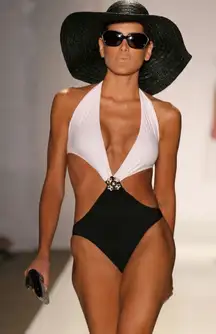 Badgley Mischka Halter Black White Embelished Swimsuit Miami Swim‎ Week EUC Sz 4