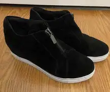 Blondo  Glenda wedge black suede waterproof sneaker boots size US 8M