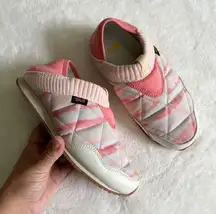 Teva ReEMBER Tie-Dye Moccasins Women's Size 7