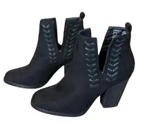 Dominique Nicole Womens Black Presley Ankle Boots Size 7M Lace Detail Faux Suede