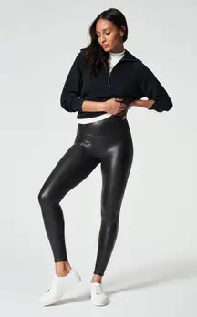 Spanx 2437 SPANXshape Faux Leather Leggings Black Shiny Shaping Pants Size XS