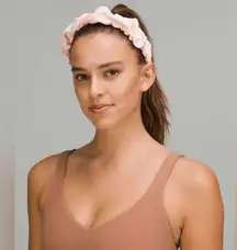 Lululemon NWT Nulux Gathered Strawberry Milkshake Pink Ruffle Headband