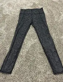 Athleta Women’s Leggings Lightning Static 7/8 Tights Workout Medium