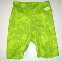 Womens Nike NWT New Bike Shorts Yoga Pilates Run Gym One Luxe XS Vivid Green Lim