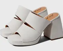 Free People NWOT Love Is Everywhere Platform Sandal Salt Gray Size 38.5 US 8.5