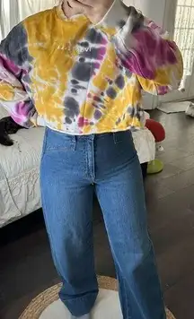 Ivory Ella Women’s Tie Dye Medium Cropped Sweatshirt