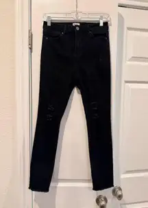 Simple Society Women's Black Distressed Skinny Jeans Size 7/28