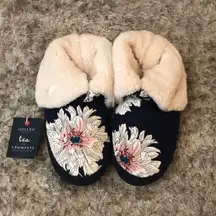 Joules Navy Floral pattern with soft lining